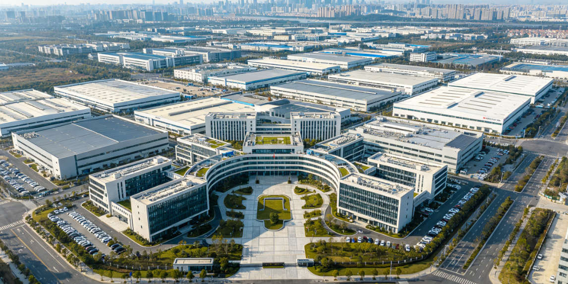 园区招商模式深度解析：自主招商与外包招商的取舍之道